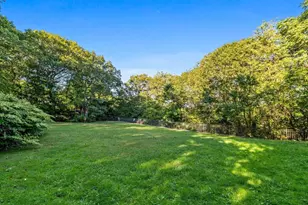 33 Boulder Rd, Wellesley, MA 02481 - Photo 1