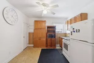 18 Ball St, Worcester, MA 01603 - Photo 15