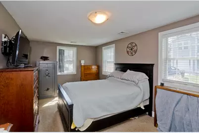 1075 Main St, Agawam, MA 01001 - Photo 19