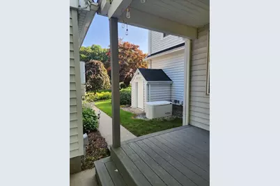 39 Everett Ave, Webster, MA 01570 - Photo 7