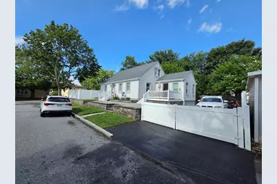 10 Wayne St, Fall River, MA 02721 - Photo 3