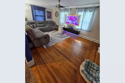10 Wayne St, Fall River, MA 02721 - Photo 11
