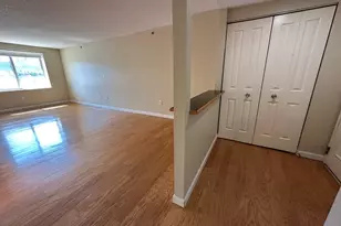 8 Museum Way, Cambridge, MA 02141 - Photo 3