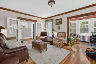 45 Hamlet St, Arlington, MA 02474 - Photo 9