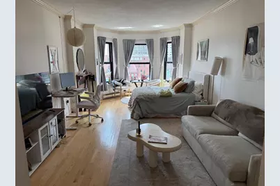 160 Commonwealth Ave #608, Boston, MA 02116 - Photo 1