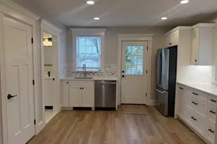 17 Seaview St, Plymouth, MA 02360 - Photo 5