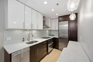 4 Charlesgate E, Boston, MA 02215 - Photo 11