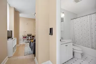 4 Charlesgate E, Boston, MA 02215 - Photo 7