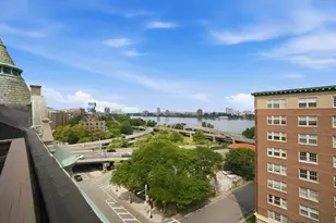 4 Charlesgate E, Boston, MA 02215 - Photo 17