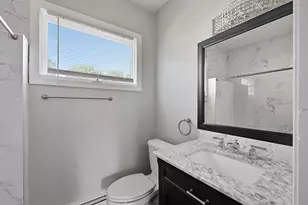 94 Upland St, Springfield, MA 01104 - Photo 15