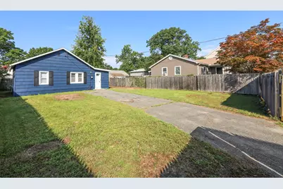 94 Upland St, Springfield, MA 01104 - Photo 3