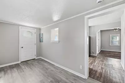 94 Upland St, Springfield, MA 01104 - Photo 7