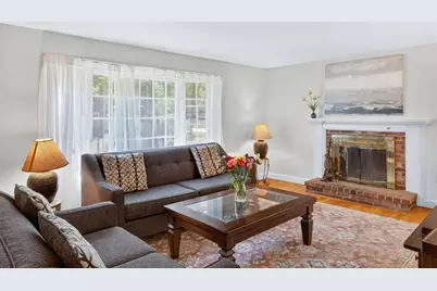 101 Longfellow Dr, Barnstable, MA 02632 - Photo 3