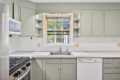 101 Longfellow Dr, Barnstable, MA 02632 - Photo 11