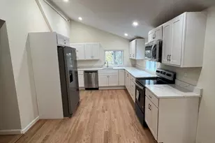 143 Pine St, Gardner, MA 01440 - Photo 9
