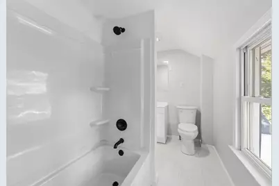 4 Hale, West Springfield, MA 01089 - Photo 13