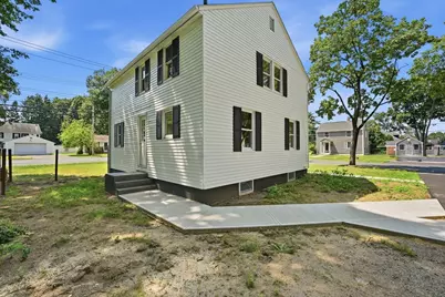 4 Hale, West Springfield, MA 01089 - Photo 3