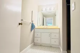 399 Pond St, Braintree, MA 02184 - Photo 23
