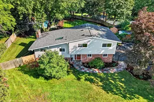 463 Old Connecticut Path, Wayland, MA 01778 - Photo 3