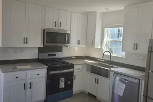 161 Newbury, Peabody, MA 01960 - Photo 3