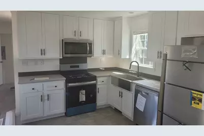 161 Newbury #32, Peabody, MA 01960 - Photo 9