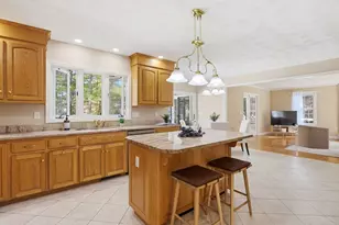 2 Pipers Gln, Andover, MA 01810 - Photo 9