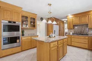 2 Pipers Gln, Andover, MA 01810 - Photo 7