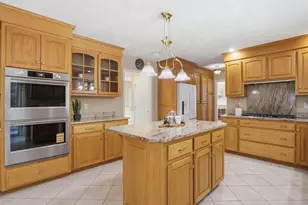 2 Pipers Gln, Andover, MA 01810 - Photo 7