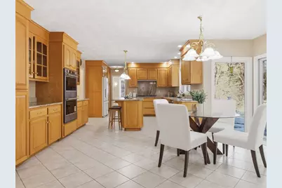 2 Pipers Gln, Andover, MA 01810 - Photo 3
