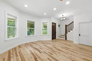 71 Cottage St, Boston, MA 02132 - Photo 7