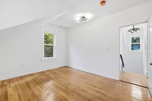 71 Cottage St, Boston, MA 02132 - Photo 25