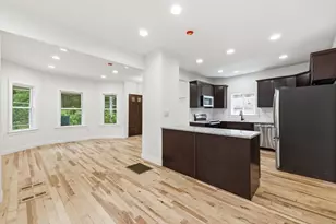 71 Cottage St, Boston, MA 02132 - Photo 13