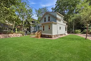 71 Cottage St, Boston, MA 02132 - Photo 35