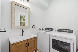 71 Cottage St, Boston, MA 02132 - Photo 15