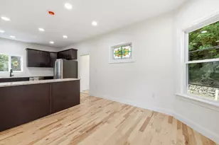 71 Cottage St, Boston, MA 02132 - Photo 11