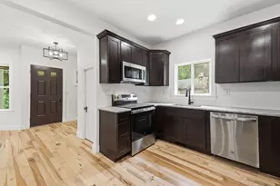 71 Cottage St, Boston, MA 02132 - Photo 17