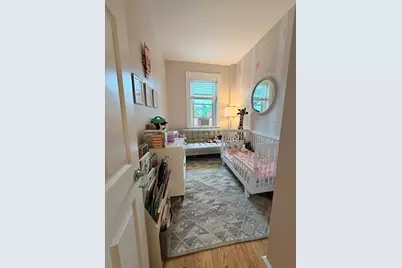 1083 Beacon St #3, Brookline, MA 02446 - Photo 13