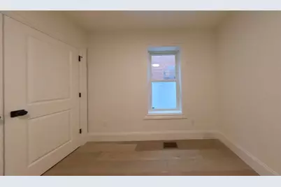 154 Summer St #154, Medford, MA 02155 - Photo 5