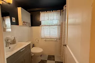 8 Myopia Rd, Boston, MA 02136 - Photo 17