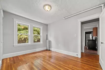 391 Poplar St #2, Boston, MA 02131 - Photo 5