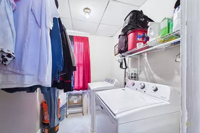 283 Pleasant St, New Bedford, MA 02740 - Photo 27