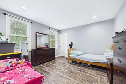 283 Pleasant St, New Bedford, MA 02740 - Photo 35