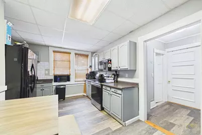 283 Pleasant St, New Bedford, MA 02740 - Photo 25