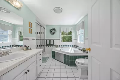 37 Malbone St, Lakeville, MA 02347 - Photo 25