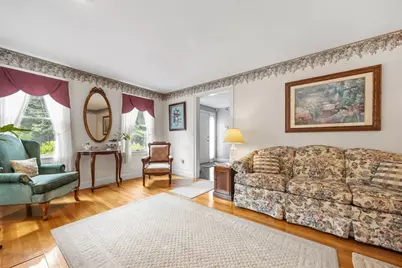37 Malbone St, Lakeville, MA 02347 - Photo 9