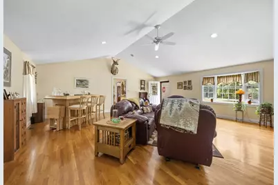 37 Malbone St, Lakeville, MA 02347 - Photo 21
