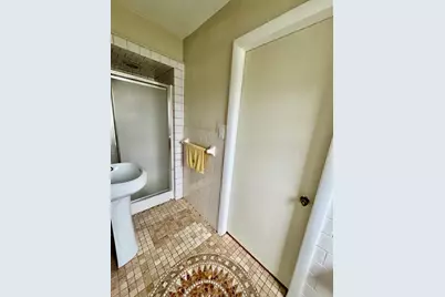556 Brayton Ave, Somerset, MA 02726 - Photo 7
