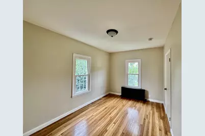 556 Brayton Ave, Somerset, MA 02726 - Photo 9