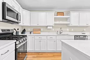 1005 Auburn St, Whitman, MA 02382 - Photo 21