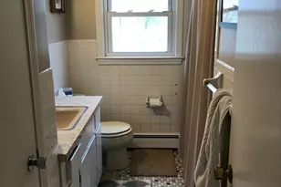 1044 Main St, Melrose, MA 02176 - Photo 11